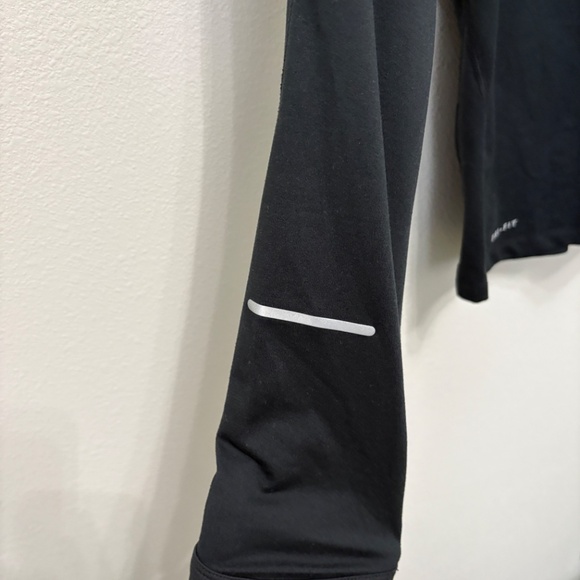 Nike Quarter-Zip Dri-fit Top - Black, XL - Picture 4 of 7